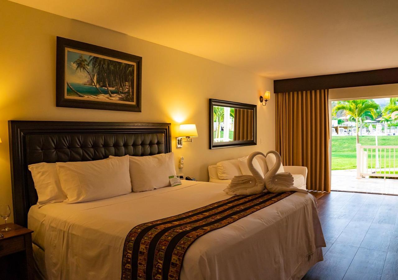 Resort Bella Terra Laguna Azul & 5*