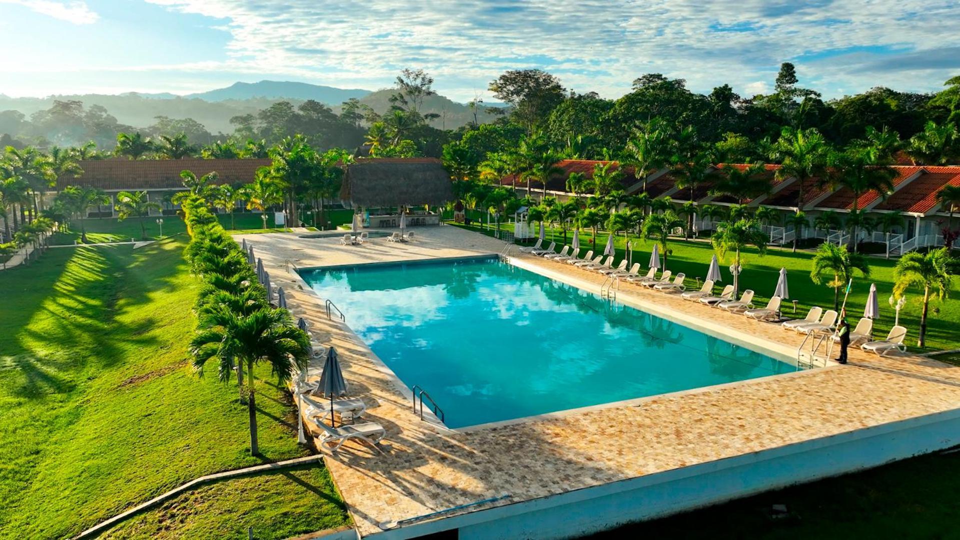 Bella Terra Laguna Azul & Station touristique Sauce